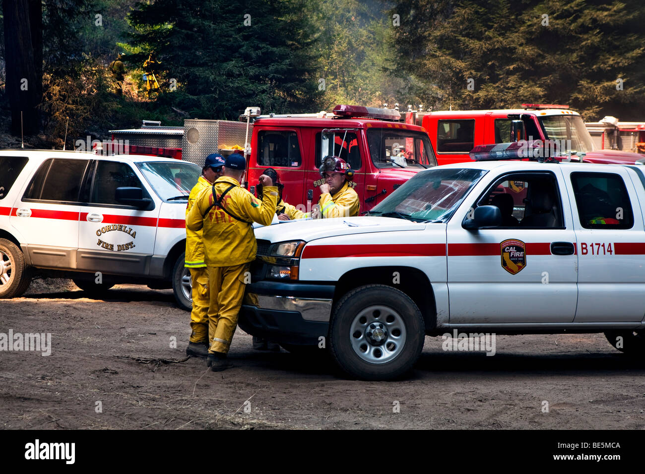Chefs de bataillon attaque de planification à la California wildfire ...
