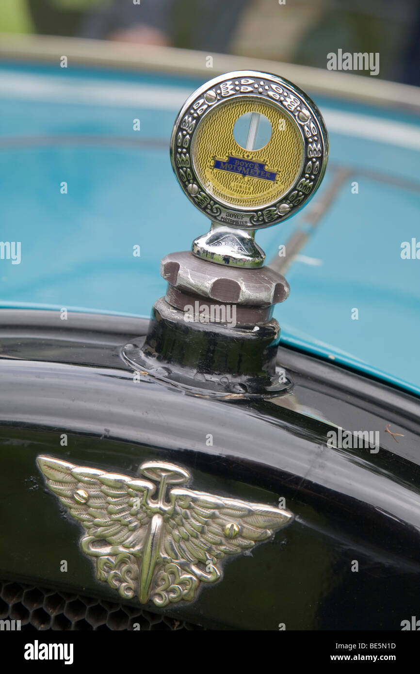 Boyce Motometer manomètre température montées sur le capot Banque D'Images