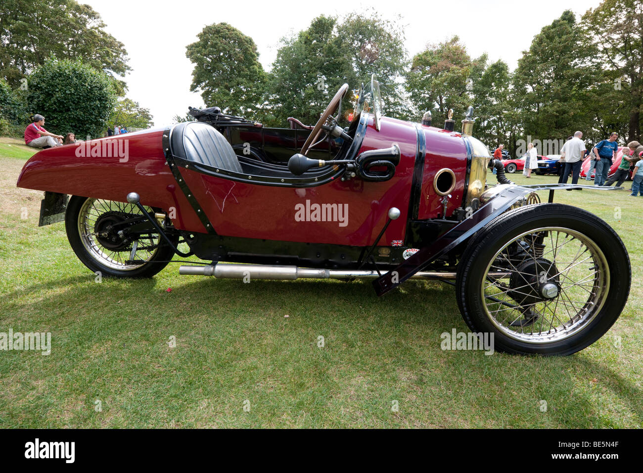 Un 1920 Morgan Darmont 3 voiture à roues. Dans une voiture classique rassemblement au château de Hedingham, Essex, Royaume-Uni. English voiture fabriquée à Paris. Banque D'Images