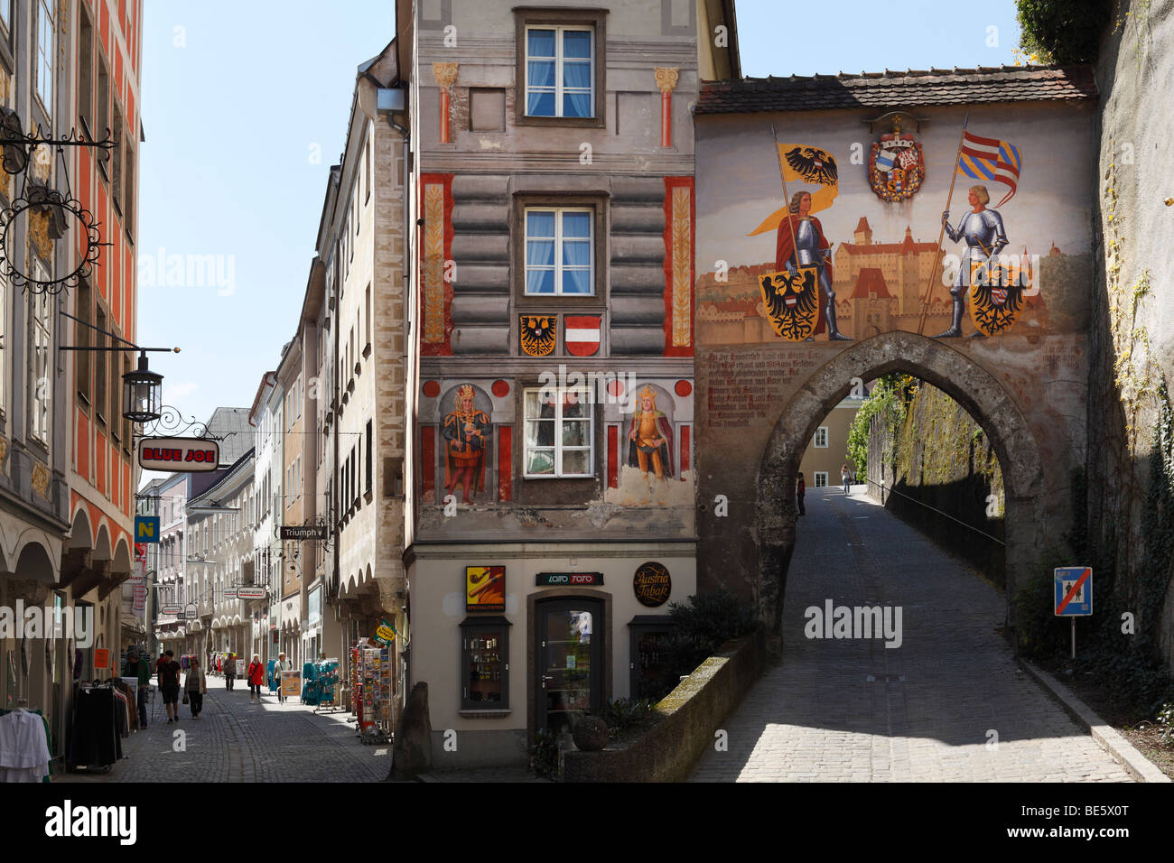 Abaisser la porte de château Schloss Lamberg, Enge Gasse street, Steyr, Haute Autriche, Autriche, Europe Banque D'Images