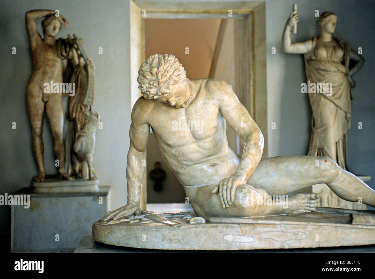 Statue en marbre-Principe Ferito Galata, mourant de la Gaule, Galata Capitolino, Musées du Capitole, le Palazzo Nuovo, colline du Capitole, Rome, Banque D'Images