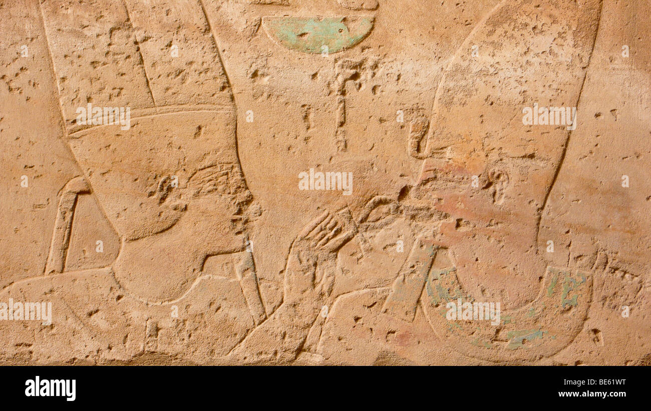 Dessins muraux, de secours à Karnak Temple, Luxor, Egypte, Afrique du Sud Banque D'Images
