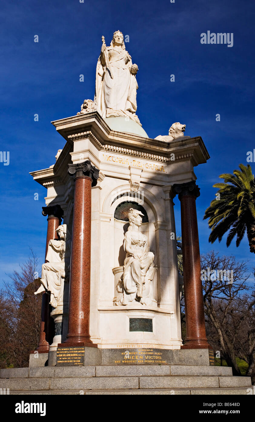 Melbourne / Sculptures Monument de la reine Victoria dans le domaine Gardens.Melbourne Victoria en Australie. Banque D'Images