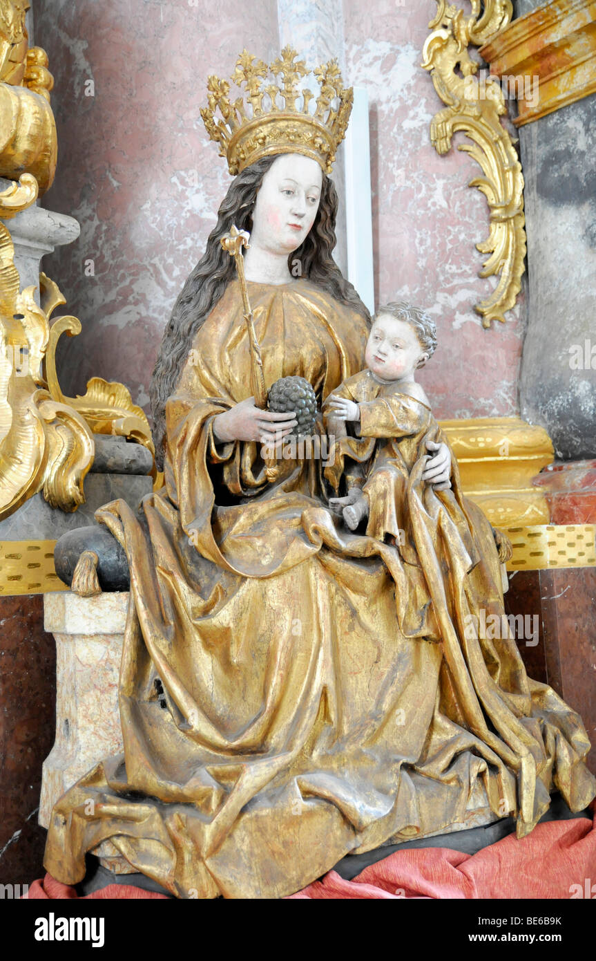 Statue de Madonna dans l'église, monastère Kloster Fuerstenfeld, Fuerstenfeldbruck, Bavaria, Germany, Europe Banque D'Images