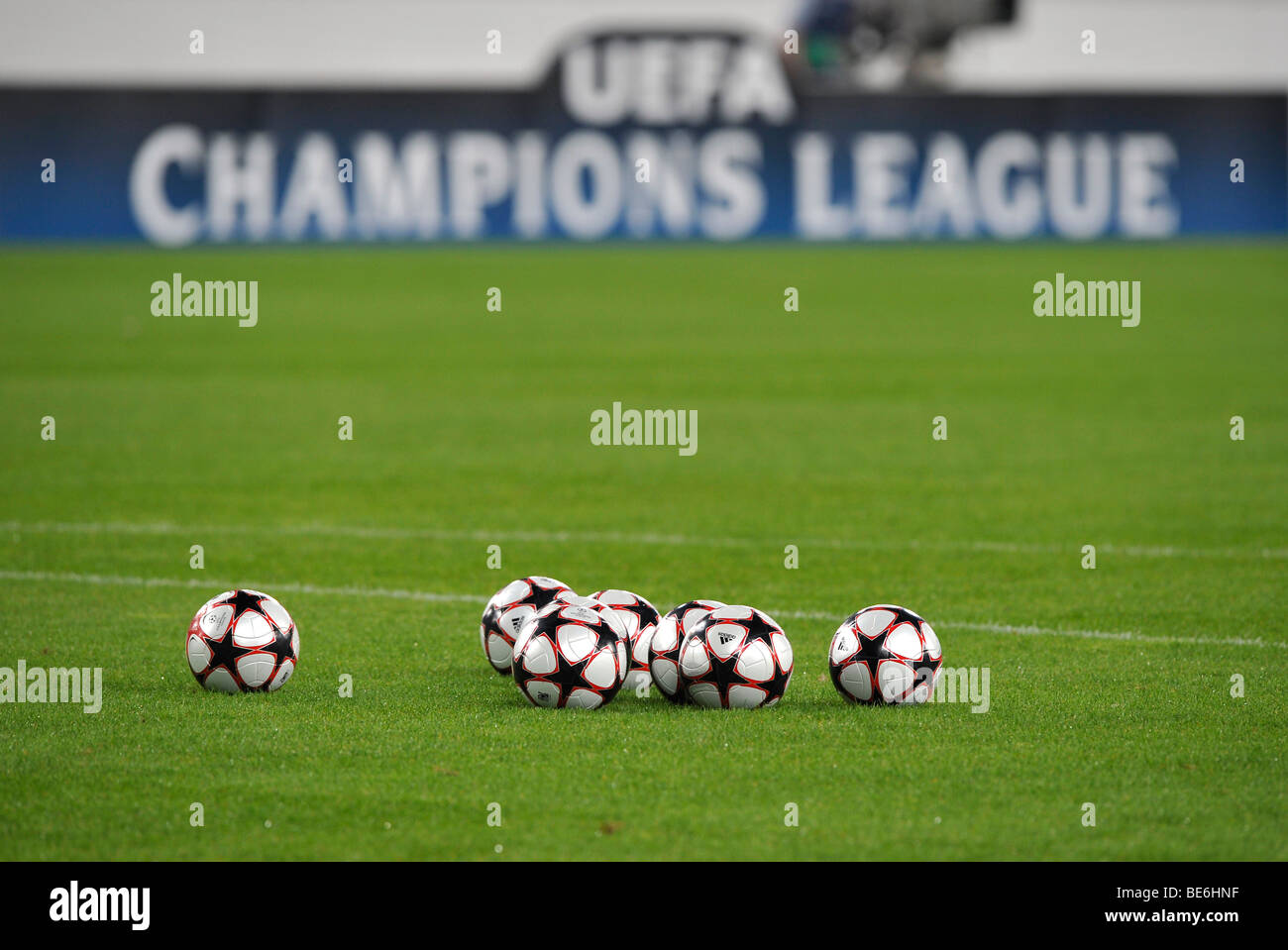 Ligue des Champions de football en face de la publicité Banque D'Images