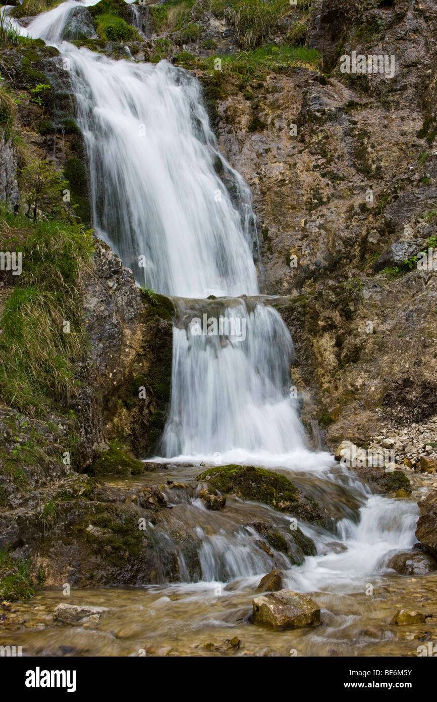 Cascade dans Oberautal, détail, Achenkirch, gamme de Karwendel, Tyrol du Nord, l'Autriche, Europe Banque D'Images