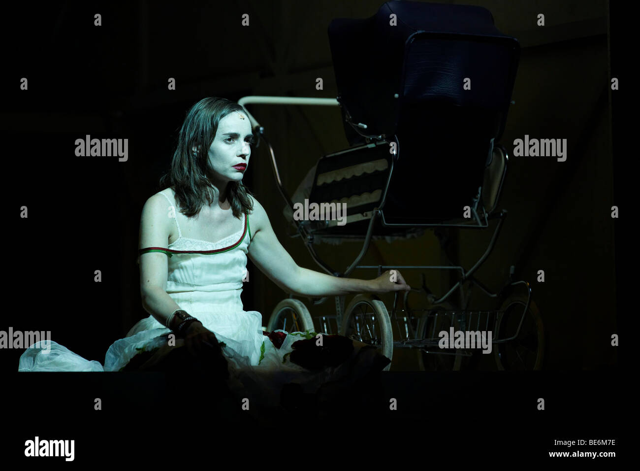 Woyzeck, musical basé sur la pièce de Georg Buechner, chansons de Tom Waits et Kathleen Brennan, concept de Robert Wilson, premie Banque D'Images