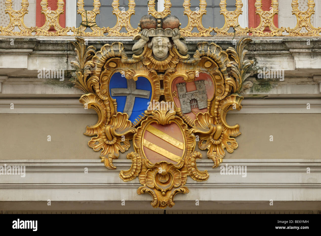 Armoiries du Cardinal Christoph von Hutten, Schloss Bruchsal Palace, résidence du prince-évêque, Bruchsal, Baden-Wuerttem Banque D'Images