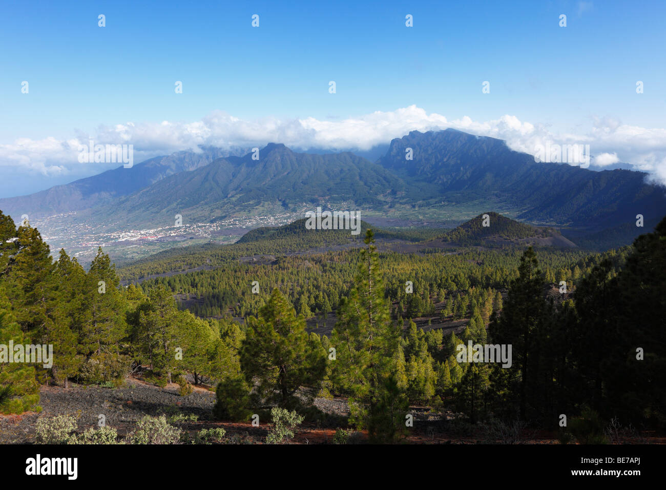 Caldera de Taburiente et El Paso, vue du point de vue 'Mirador de Birigoyo', La Palma, Canary Islands, Spain, Europe Banque D'Images