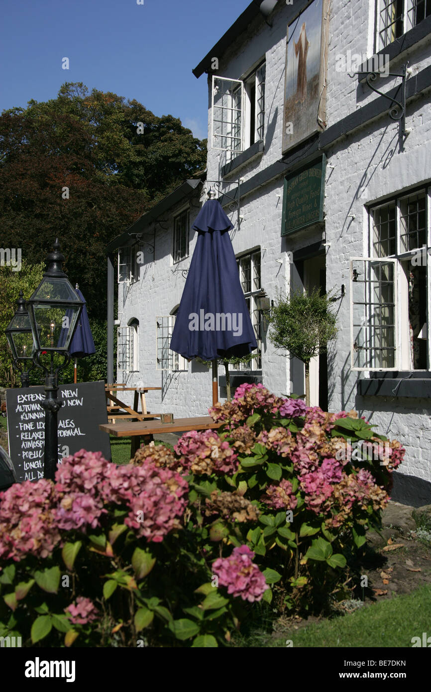 Domaine de Alderley, Angleterre. L'Assistant Inn pub et restaurant sur Macclesfield Road près de Alderley Edge. Banque D'Images