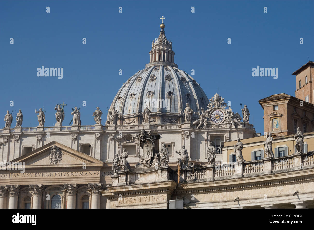 Coupole de la Basilique Saint Pierre au Vatican, Rome, Italie Banque D'Images