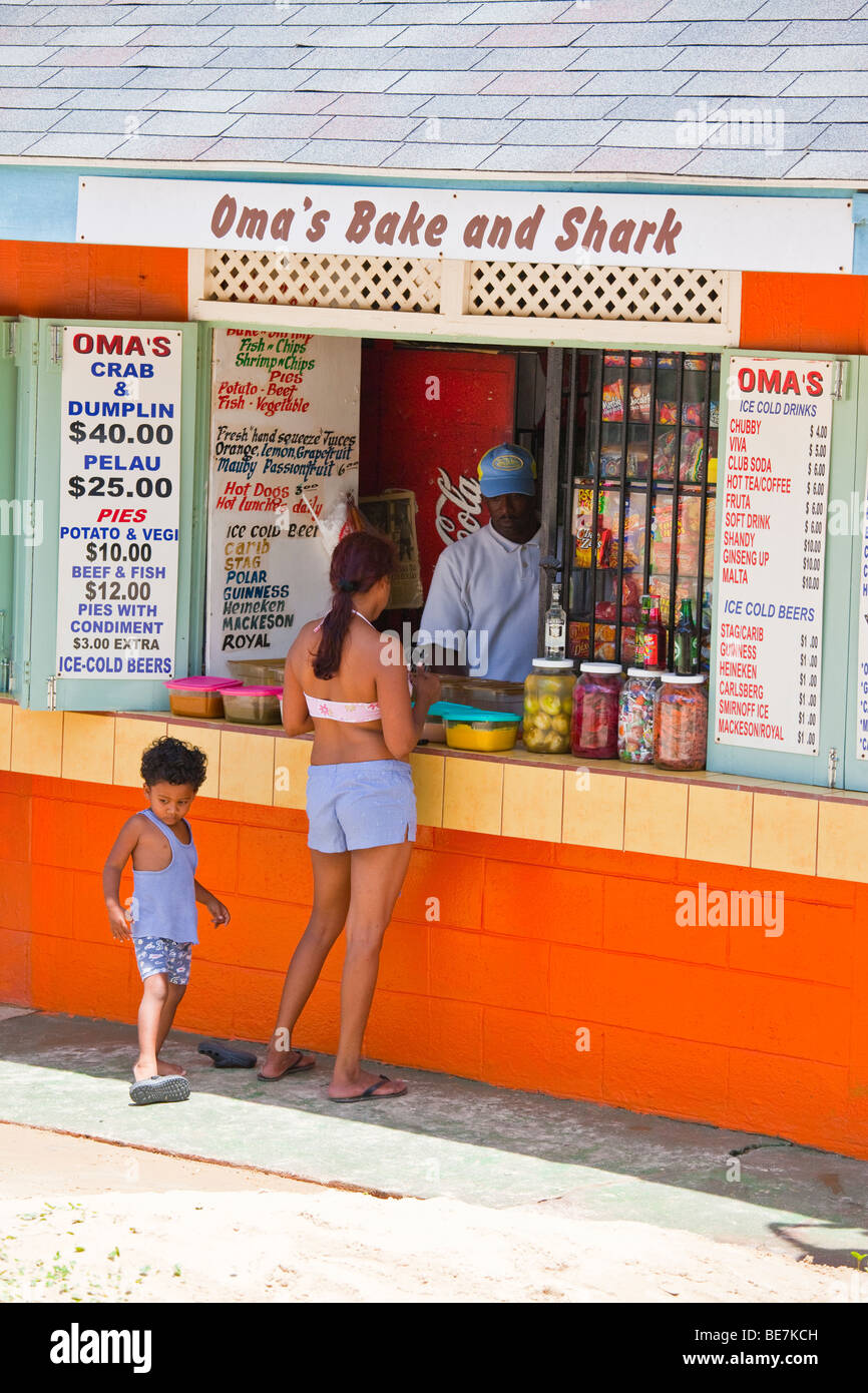 Cuire N Shark Shack à Maracas Bay à Trinidad Banque D'Images