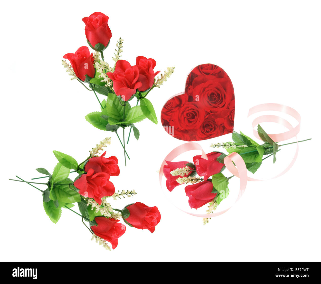 Boîte cadeau et roses rouges Banque D'Images