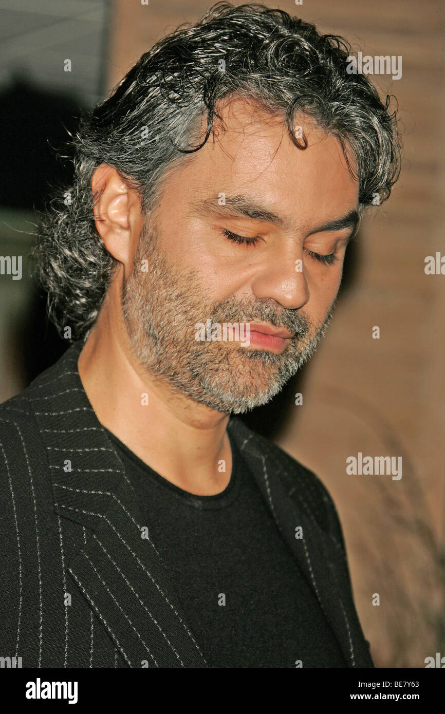 Le chanteur italien Andrea Bocelli - en 2006 Banque D'Images