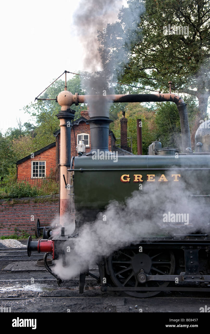 Ex Great Western Railways (GWR) sacoche réservoir du moteur # 1501 dans les voies latérales à bridgnorth station sur la Severn Valley Railway Banque D'Images