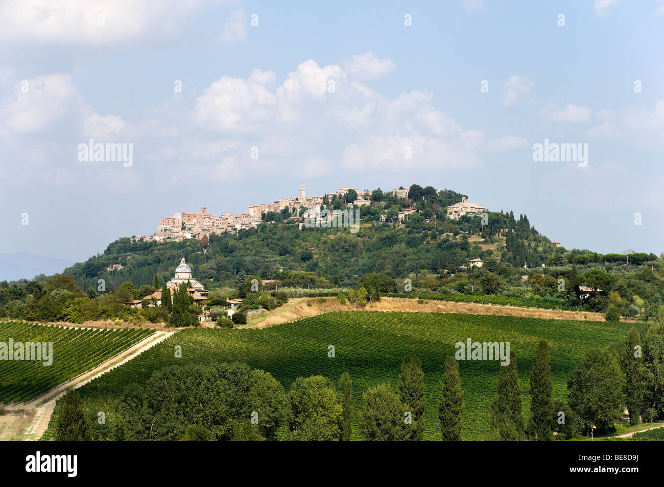La ville de Montepulciano colline toscane, Toscane, Italie Banque D'Images