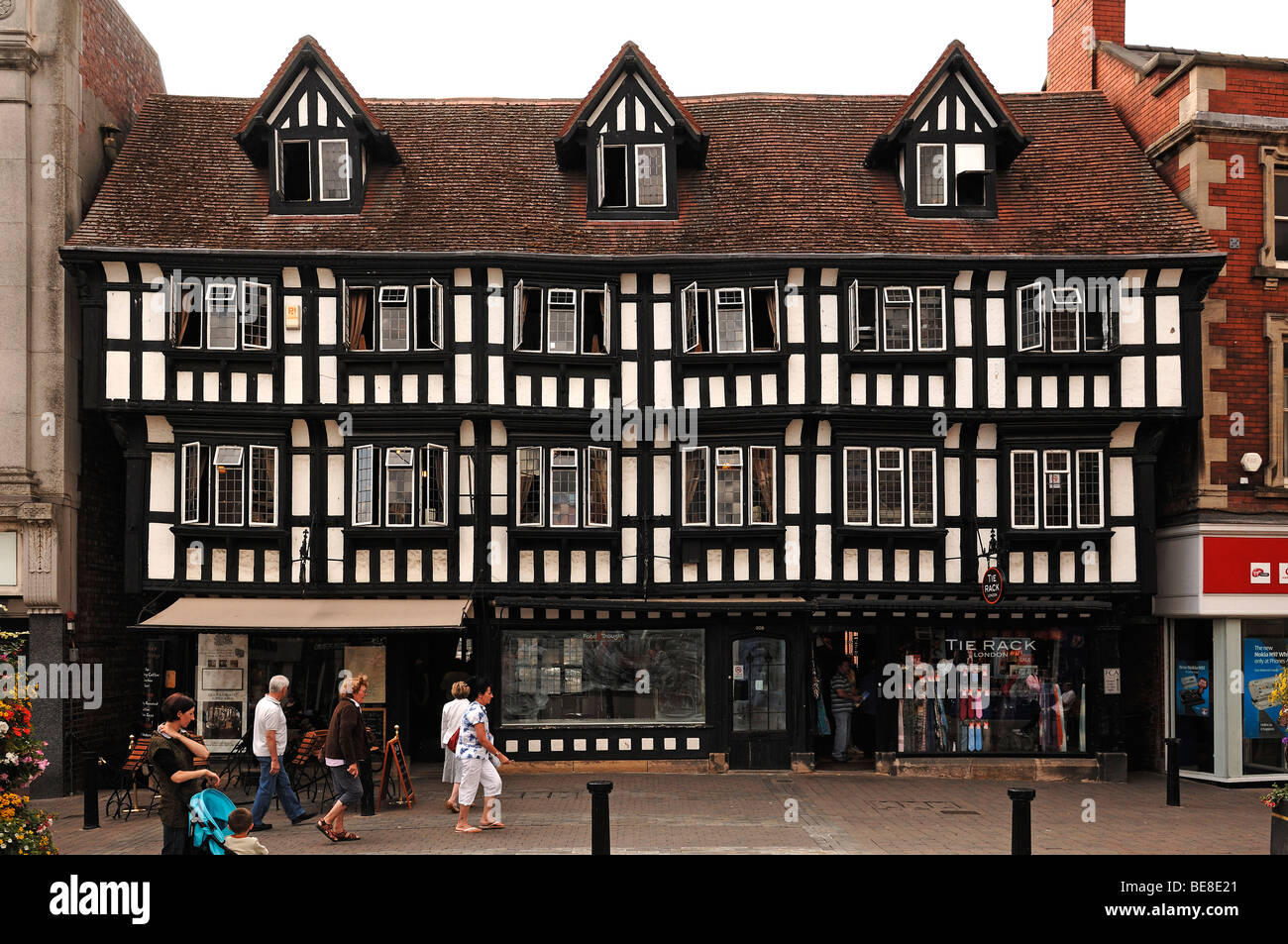 Vieille maison à colombages de style Tudor House, High Street, Lincoln, Lincolnshire, Angleterre, Royaume-Uni, Europe Banque D'Images