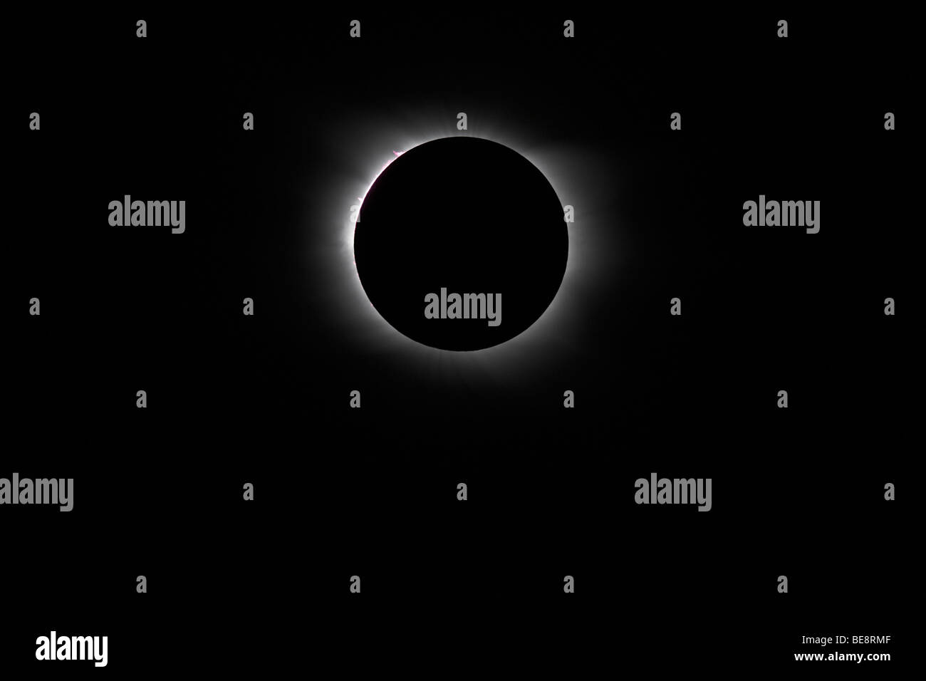 L'éclipse totale de la Libye ; totale zonsverduistering vanuit Libie Banque D'Images