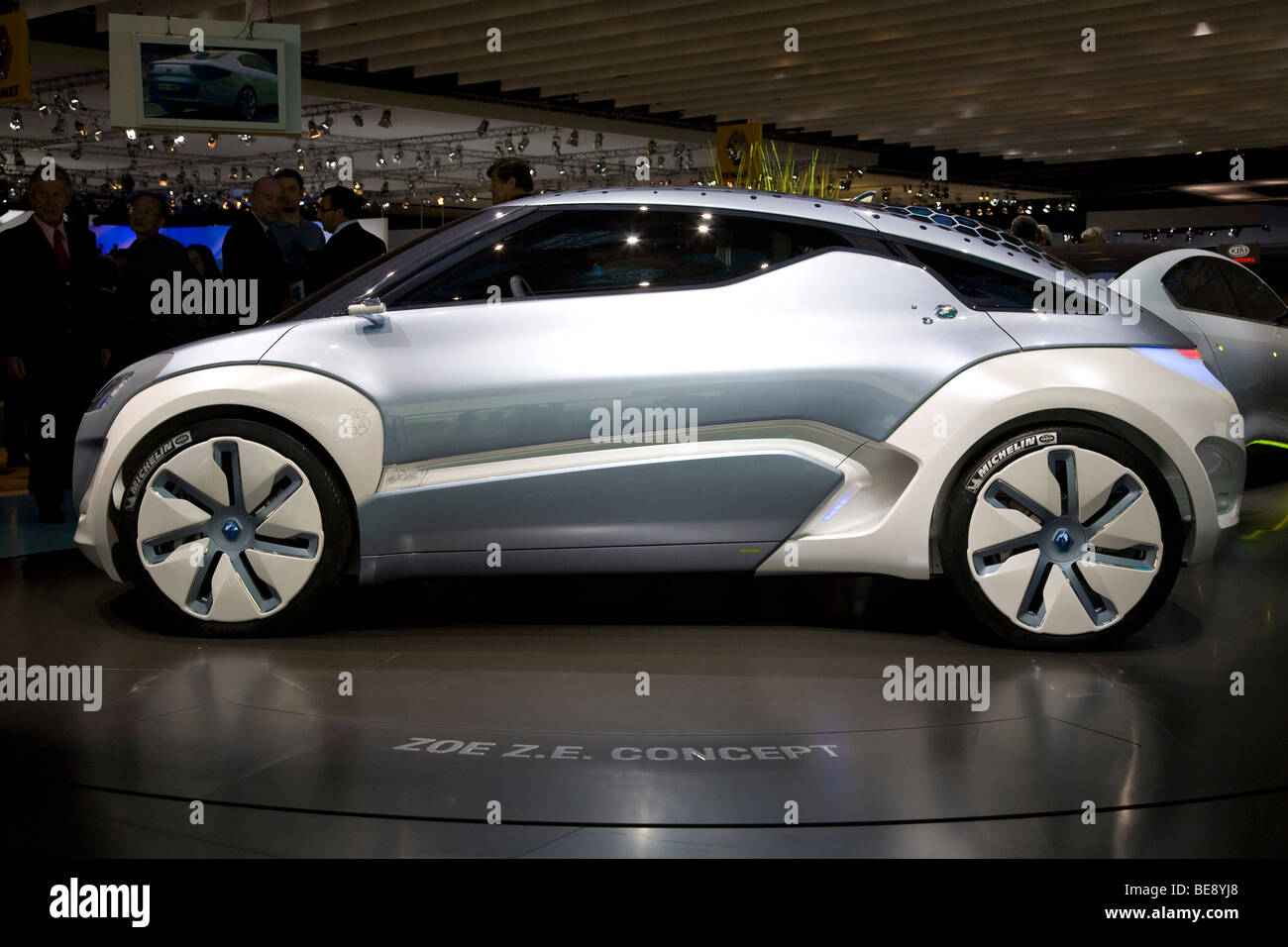 Renault Zoe ZE Concept voiture électrique à un salon de l'automobile européenne Banque D'Images