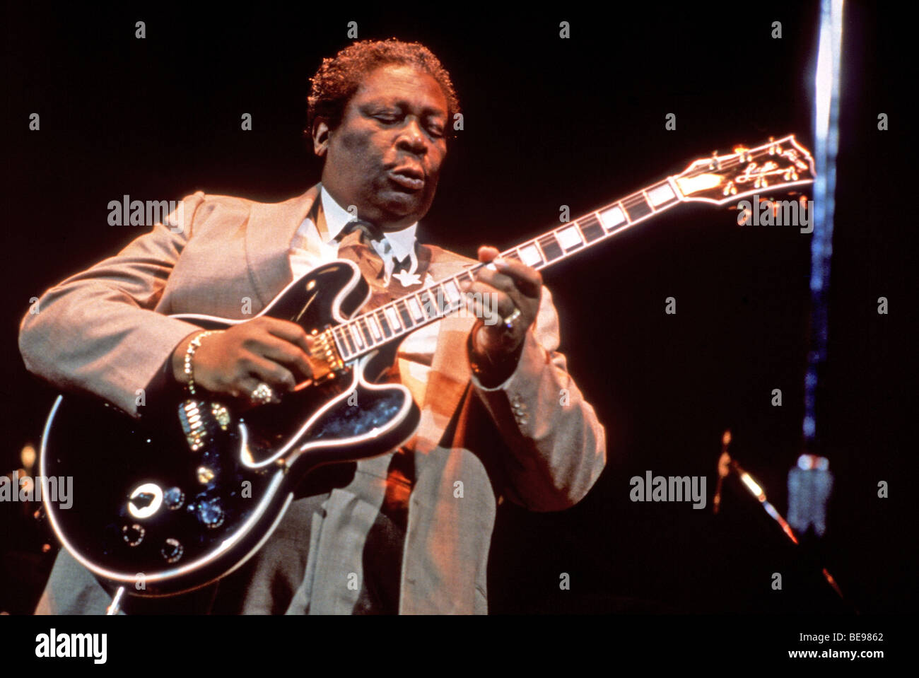 BB King, guitariste de blues américain vers 1985 Banque D'Images