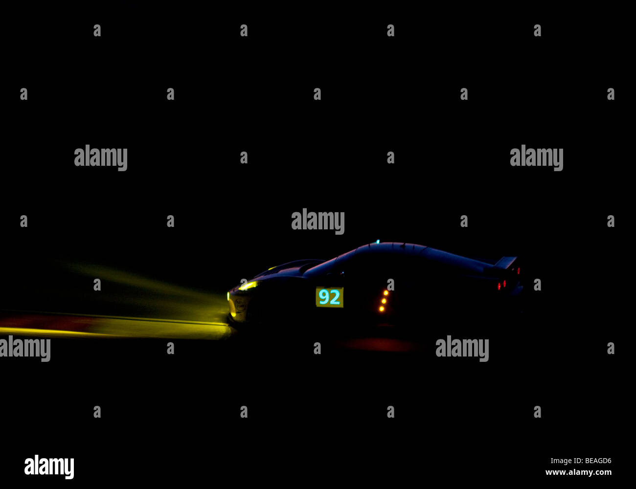 Le Mans Series 1000km de l'Algarve se déroulant pendant la nuit, à l'Autodromo Internacional do Algarve, près de Portimão Banque D'Images