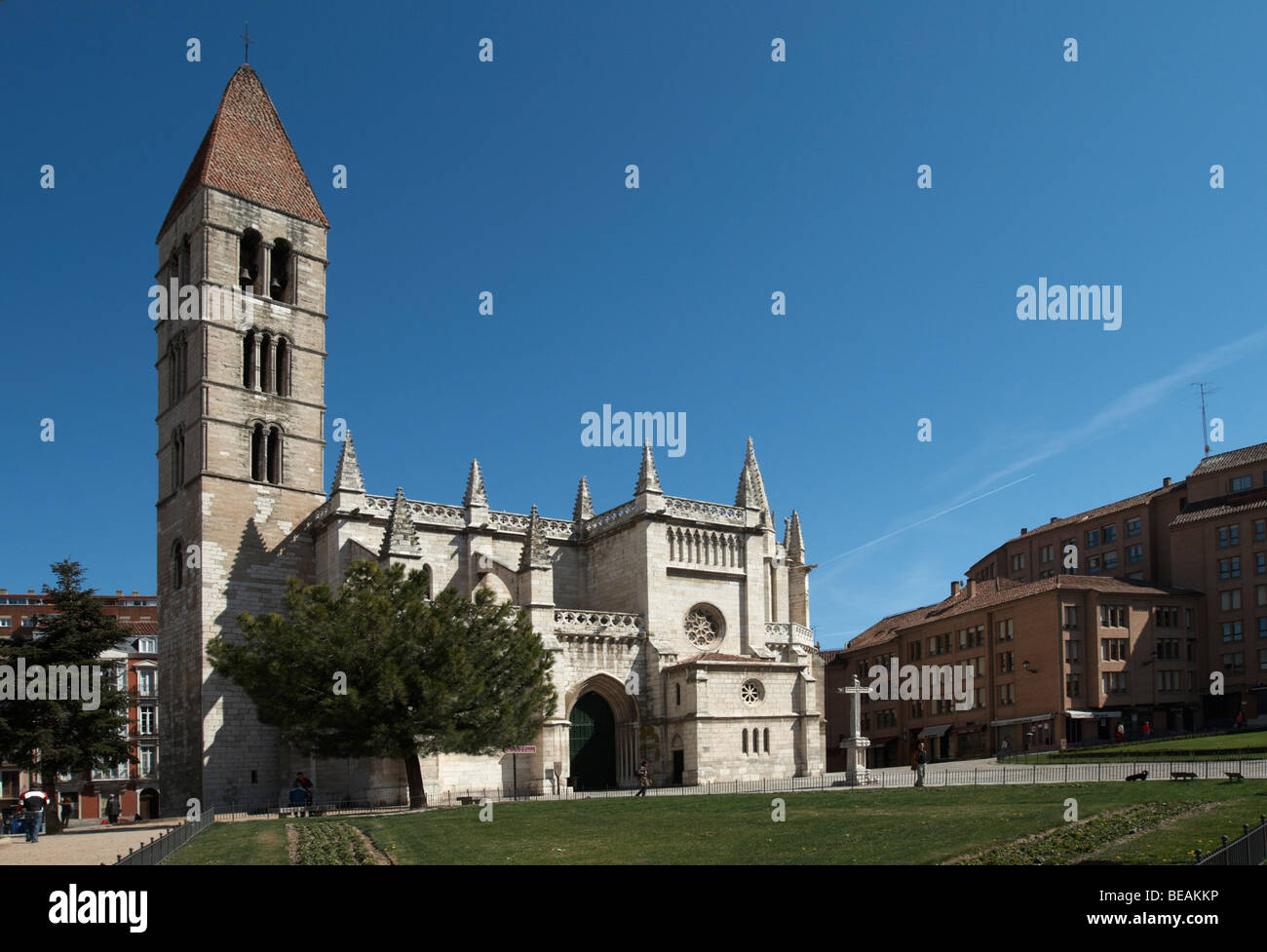 L'église Santa Maria la Antigua Plaza sur Portugalete Valladolid Espagne Castille et Leon Banque D'Images