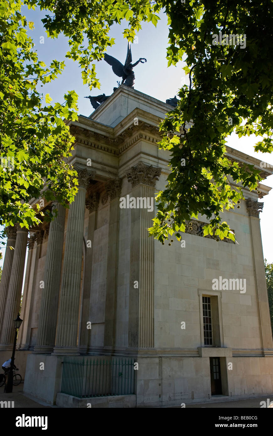 Wellington Arch à Hyde Park Corner à Londres Angleterre Royaume-uni Banque D'Images