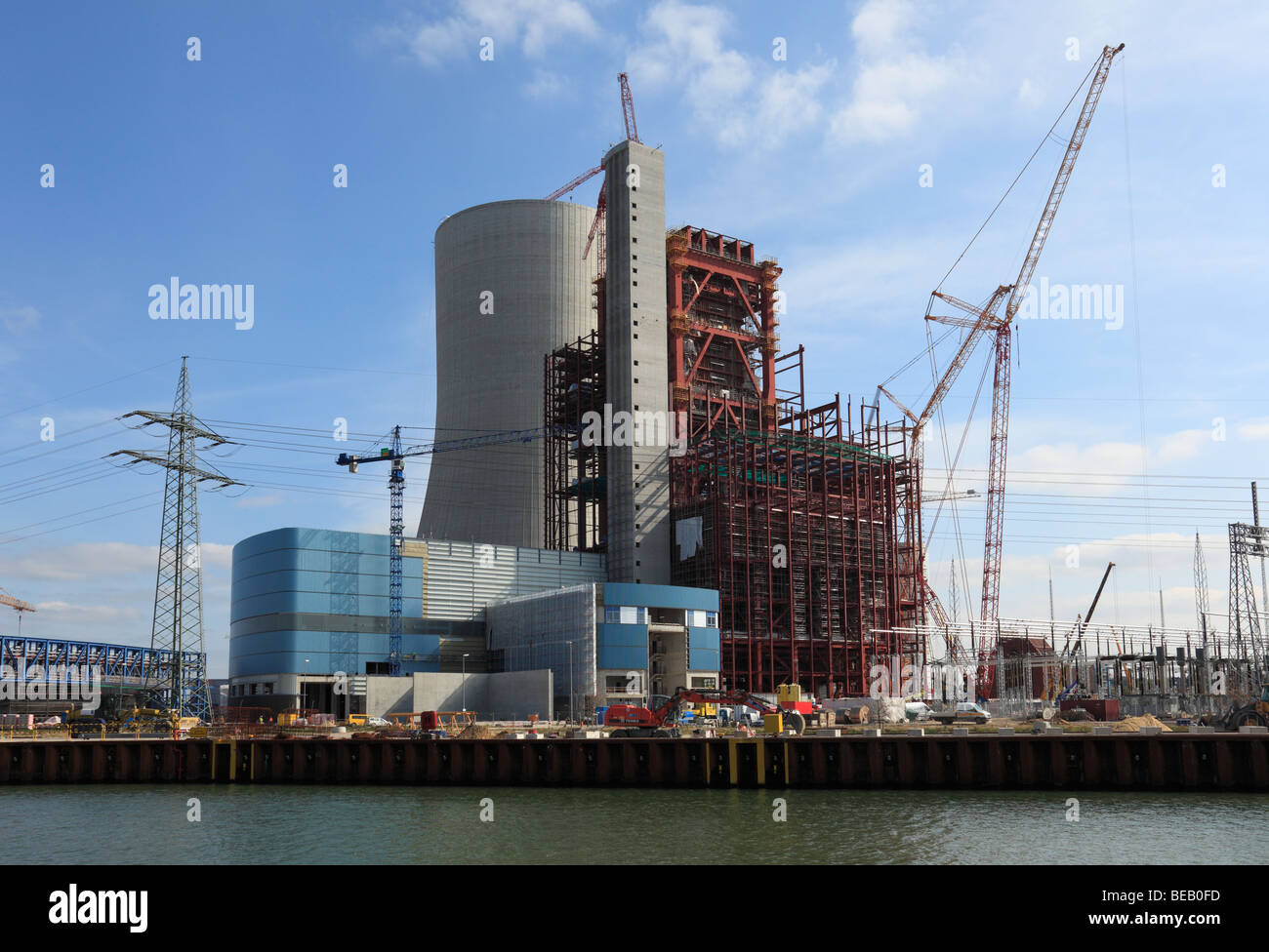 L'économie, de l'industrie, l'énergie, l'environnement, centrale électrique, sécurité des bâtiments, la centrale à charbon '4' atteln par opérateur E.ON AG riverside le canal Dortmund-Ems est actuellement en construction depuis 2007 et devrait être achevé en 2011, le 3 septembre Banque D'Images