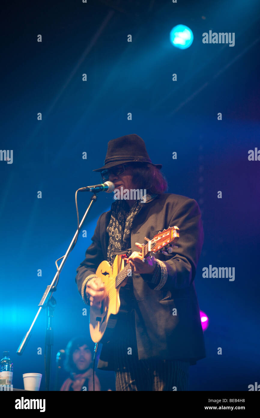 Sixto Rodriguez musicien folk américain jouant au festival 2009 Greenman, Brecon, William Henri Gebhard (1827-1905), le Pays de Galles. Banque D'Images