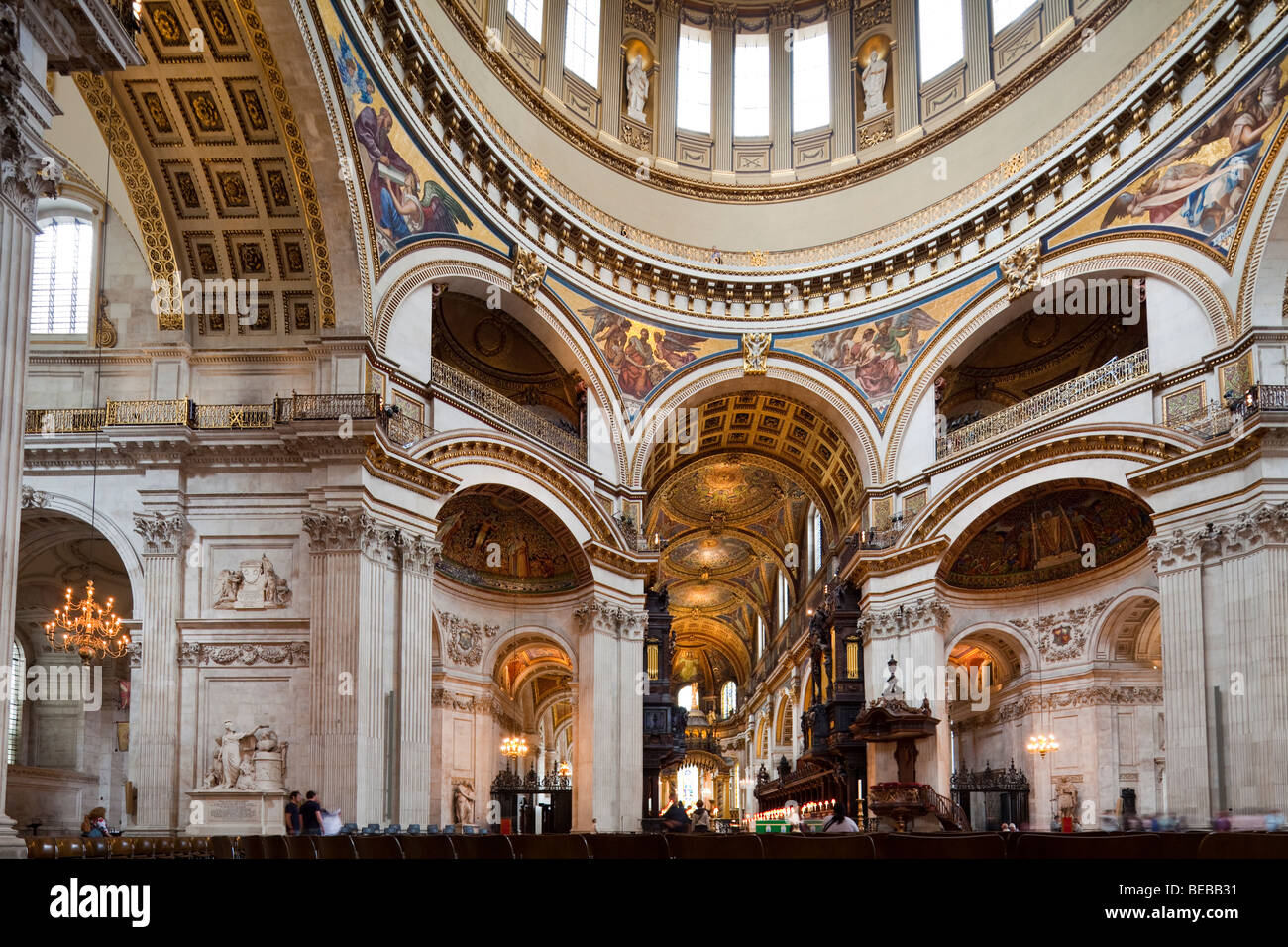 L'intérieur, la cathédrale St Paul, London, England, UK Banque D'Images
