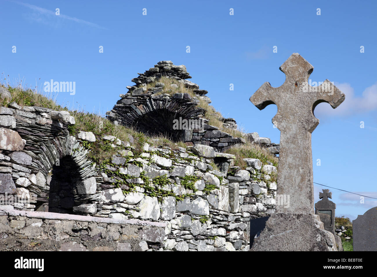 L'église en ruine, Lough Derg Churchyard, Péninsule de Beara, Espagne Banque D'Images