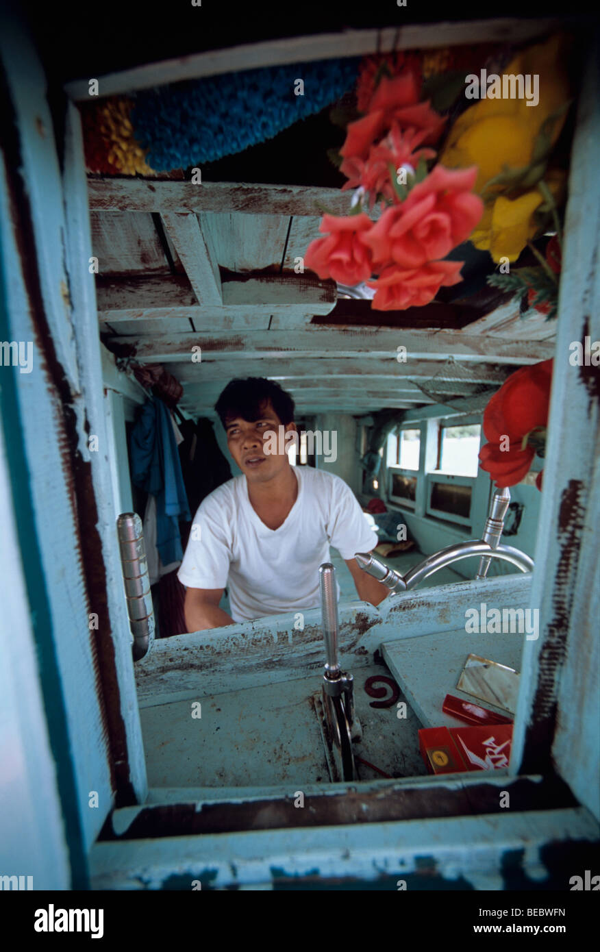 Le capitaine du chalutier de pêche - Sihanoukville, Cambodge Banque D'Images
