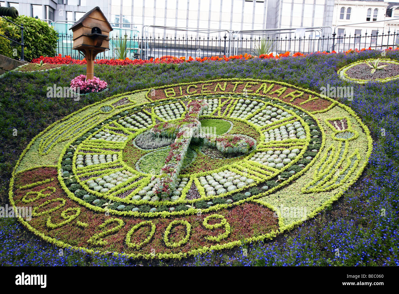 L'horloge florale des jardins de Princes Street Edinburgh Scotland UK Banque D'Images