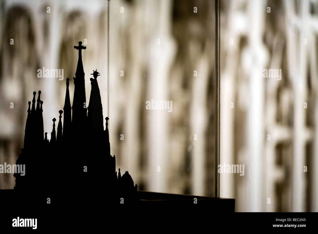 Un modèle de la Sagrada Familia de Barcelone Banque D'Images