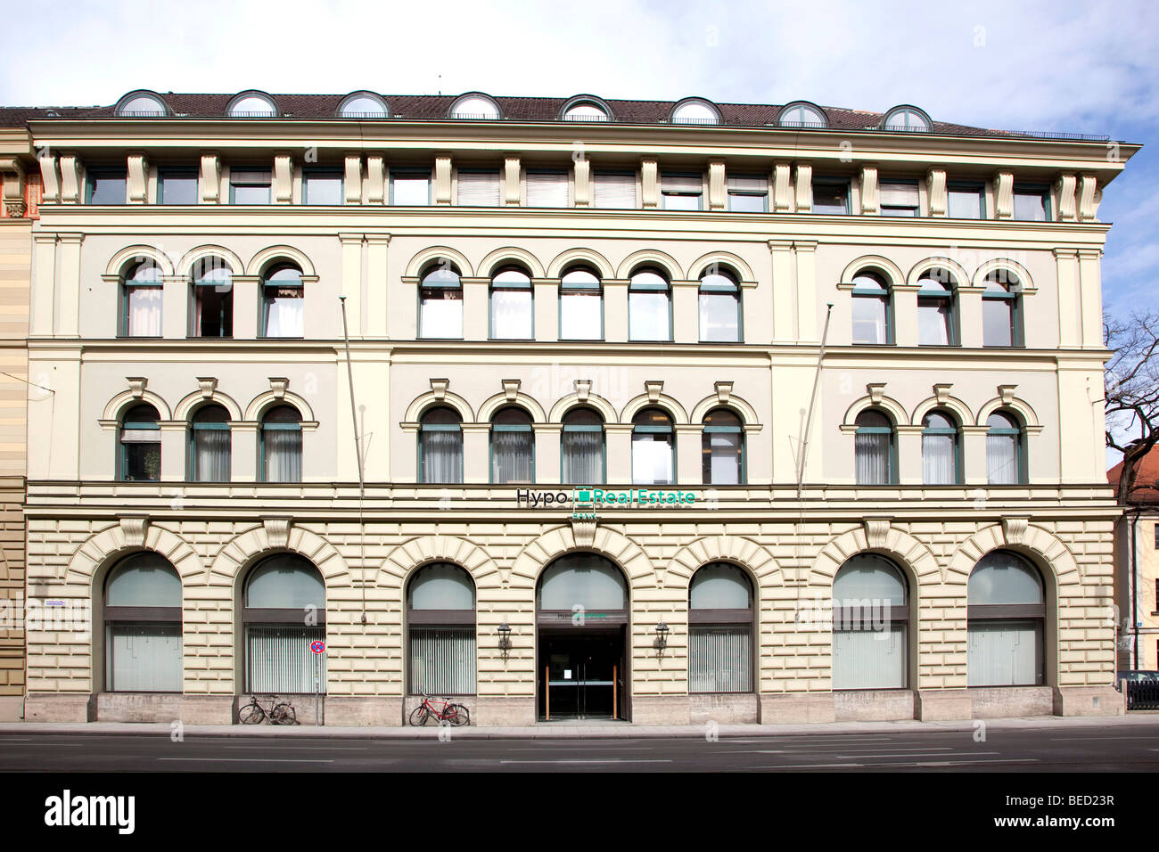 Siège de l'Hypo Real Estate Bank AG, vue extérieure, Munich, Bavaria, Germany, Europe Banque D'Images