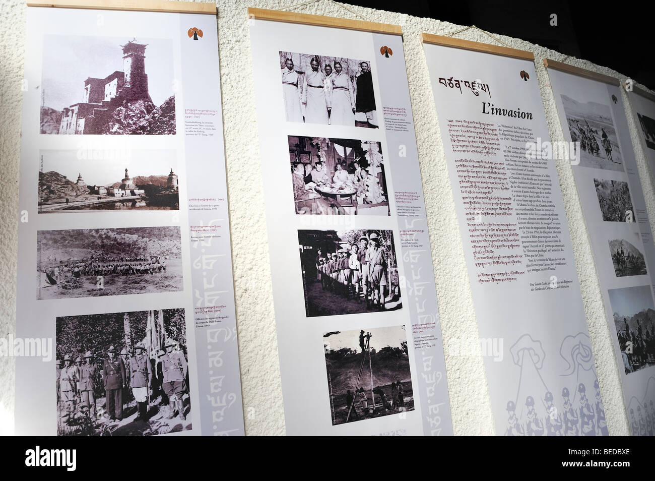 Collection de photos d'archives de 'Dalaï Lama', exposé, Temple bouddhiste, Festival tibétain histoire du Tibet, musée de la civilisation asiatique Banque D'Images