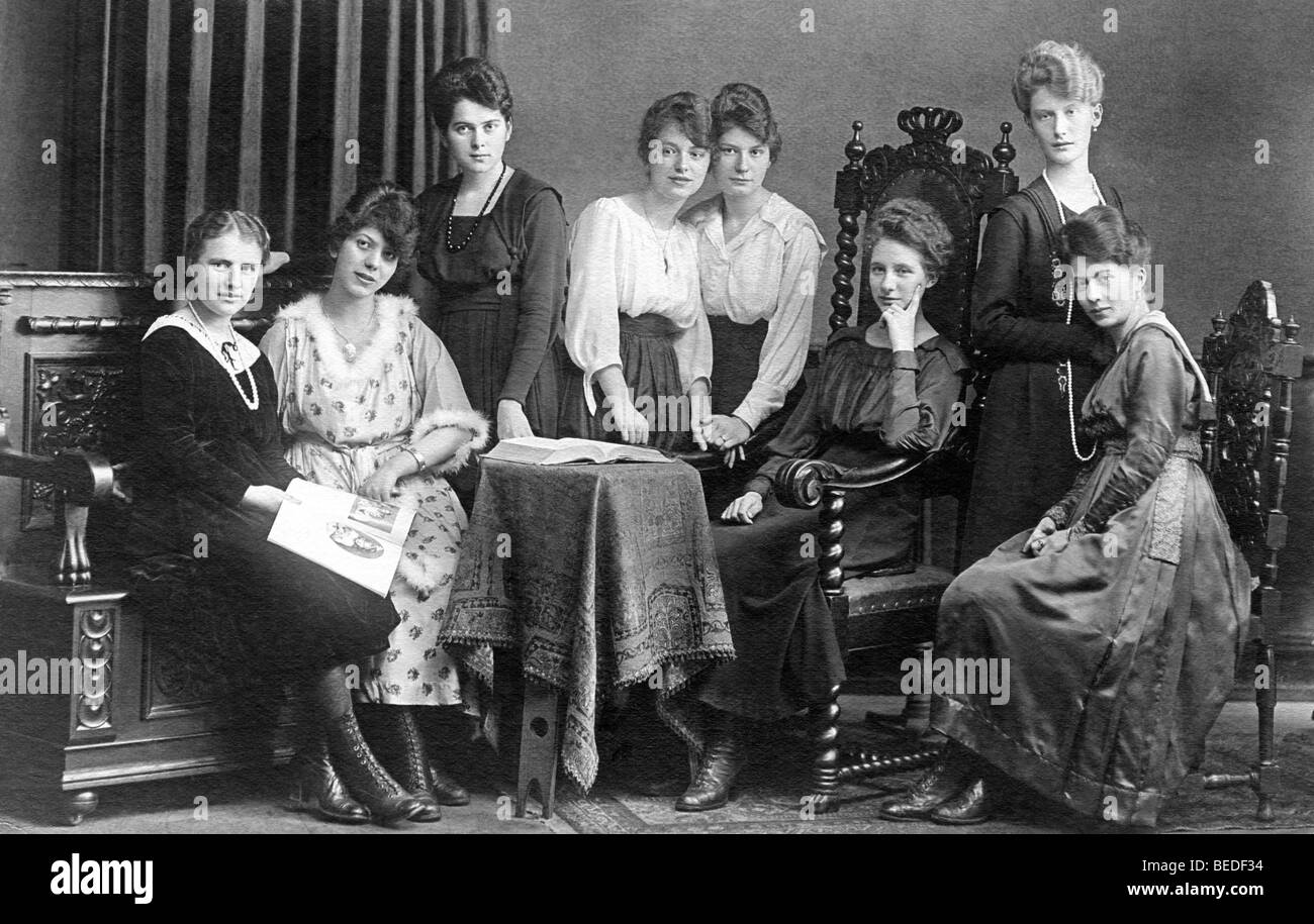 Photographie historique, groupe de femmes, vers 1905 Banque D'Images