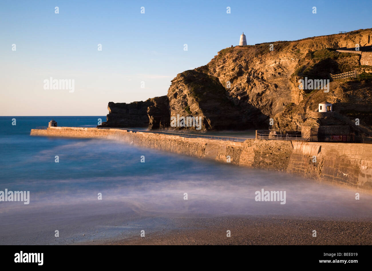 Portreath sea wall ; plage et vue Banque D'Images