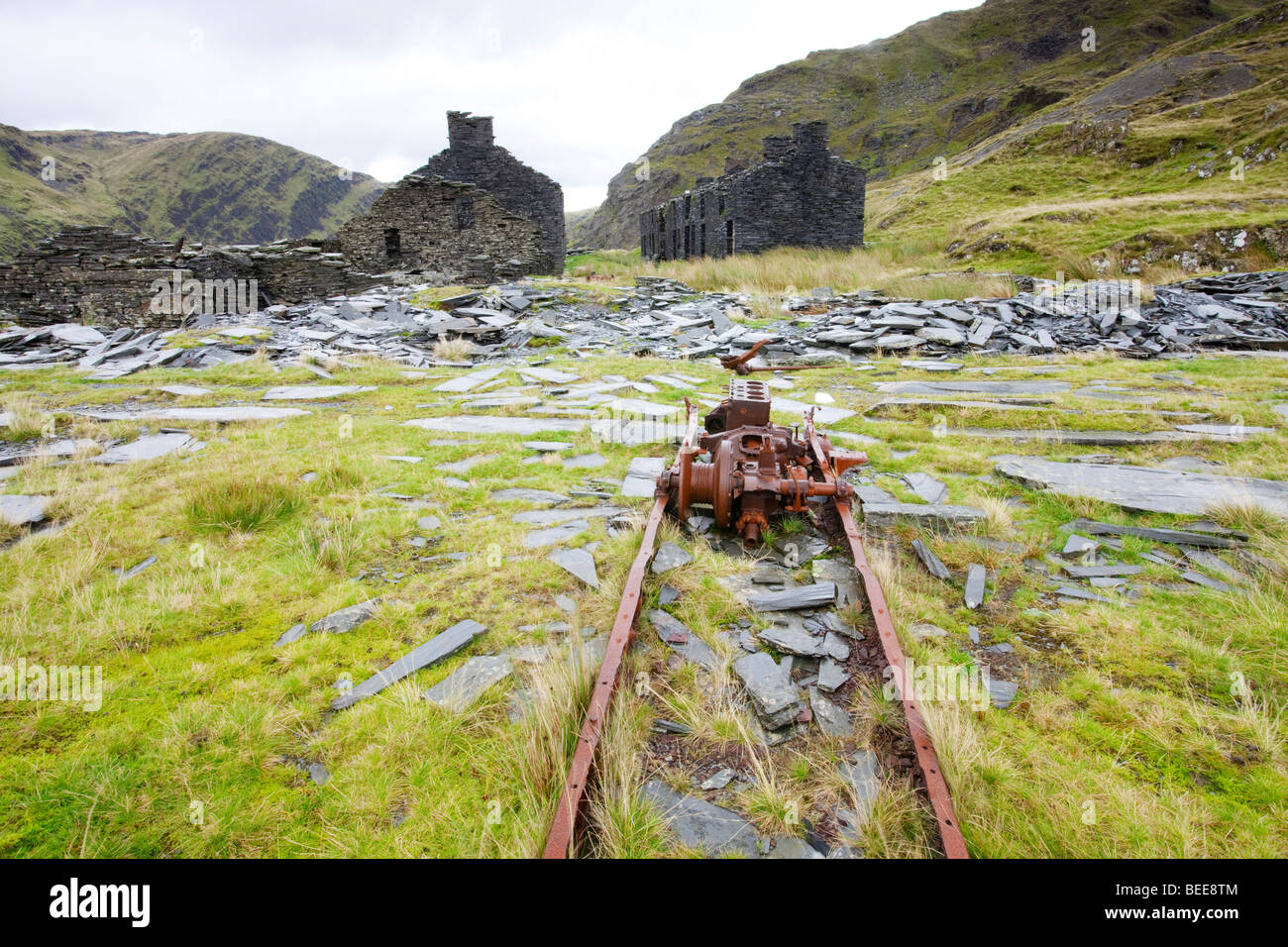 Les vestiges de la mine d'Ardoise abandonnés Rhosydd Cwmorthin haute au-dessus de la mine et Blaenau Ffestiniog, Snowdonia dans le Nord du Pays de Galles. Banque D'Images