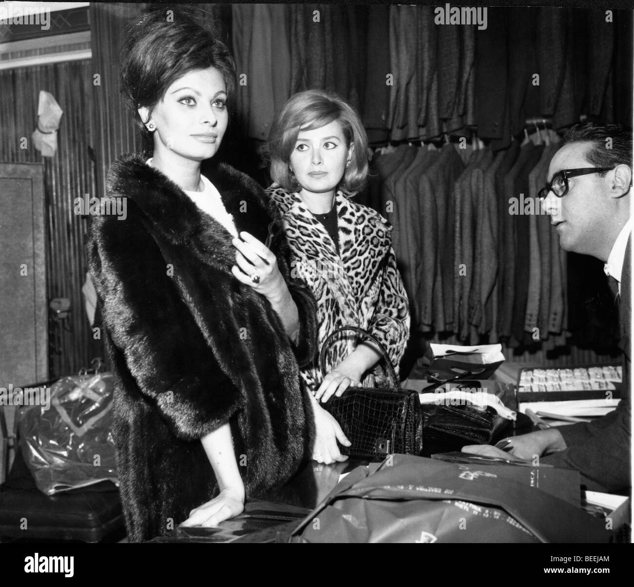 Avr 04, 1963 ; Rome, Italie ; L'actrice italienne SOPHIA LOREN (b.9/20 ...