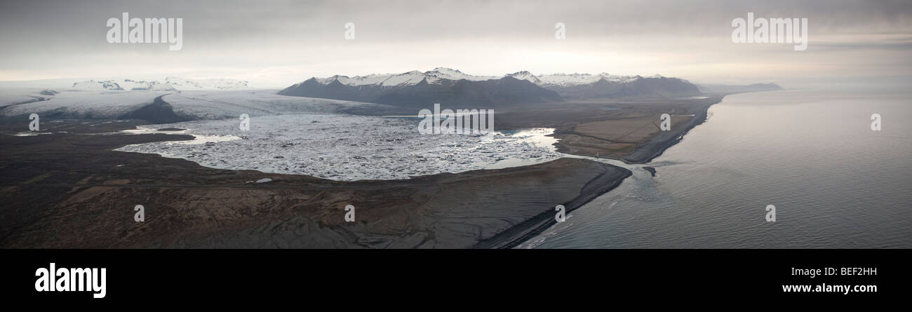 Vue aérienne de la flambée, Glaciaire Jokulsarlon, Breidamerkurjokull, calotte de glace, l'Islande Vatnajokull Banque D'Images Vue aérienne de la flambée, Glaciaire Jokulsarlon, Breidamerkurjokull, calotte de glace, l'Islande Vatnajokull Banque D'Images