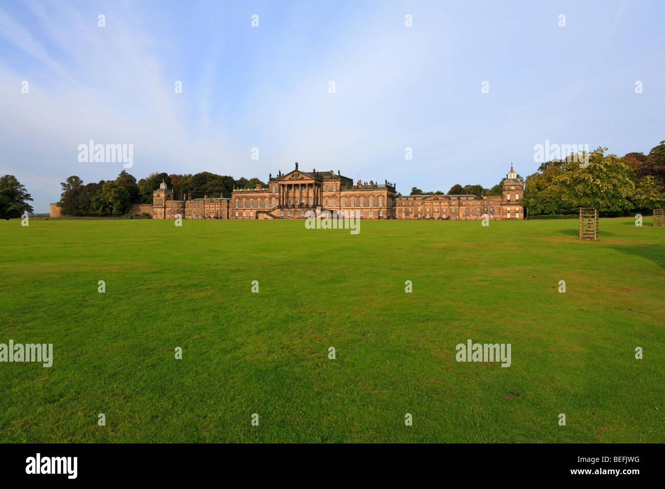 Façade de l'Est de Wentworth Woodhouse, Wentworth, Rotherham, South Yorkshire, Angleterre, Royaume-Uni. Banque D'Images
