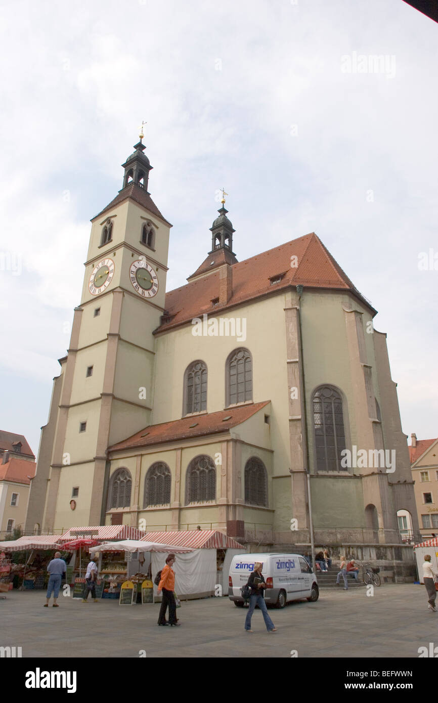 La nouvelle église paroissiale (Neupfarrkirche) dans l'ancienne ville de Ratisbonne sur le Danube, l'Allemagne, l'Europe de l'Ouest Banque D'Images