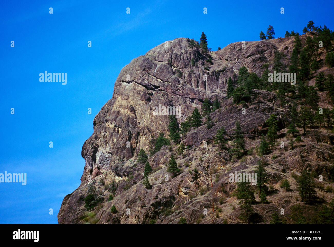 Summerland, région du sud de l'Okanagan, en Colombie-Britannique, British Columbia, Canada, Giant's Head Mountain Park, la formation de la falaise de roche inhabituelle Banque D'Images