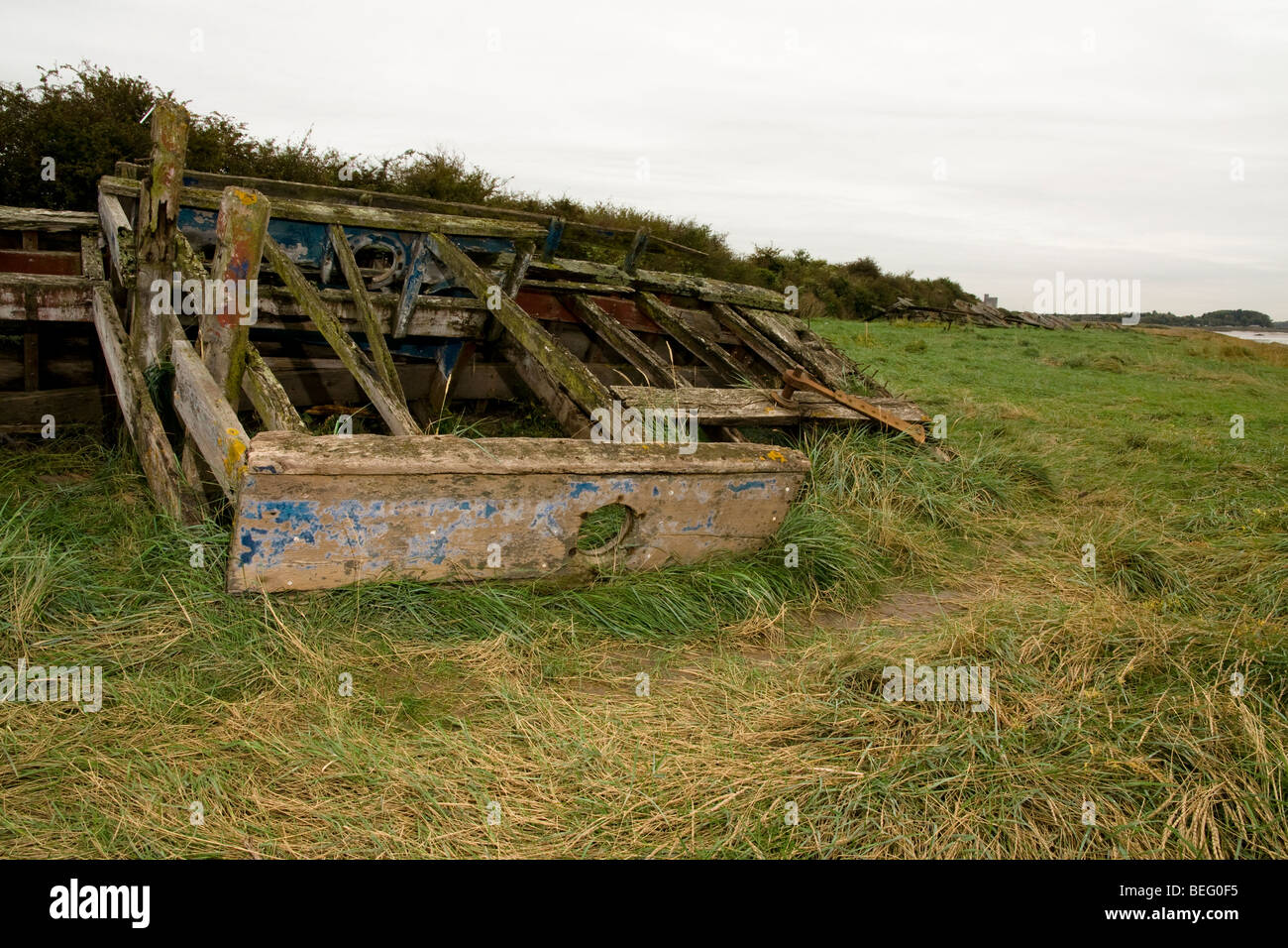 Barges fait naufrage près du village de Purton Gloucestershire, sur les rives du fleuve Severn Banque D'Images