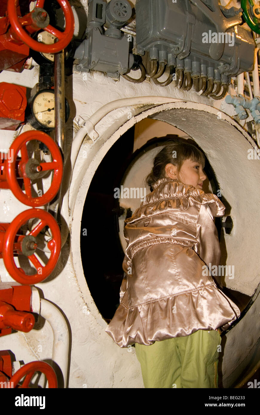 La découverte de la fille sous-marin S-56 à Vladivostok, Russie Banque D'Images