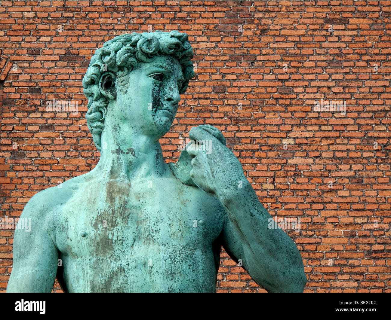 Replica statue de David de Michel-Ange à l'extérieur en fonte Royal Collection, Copenhague, Danemark Banque D'Images