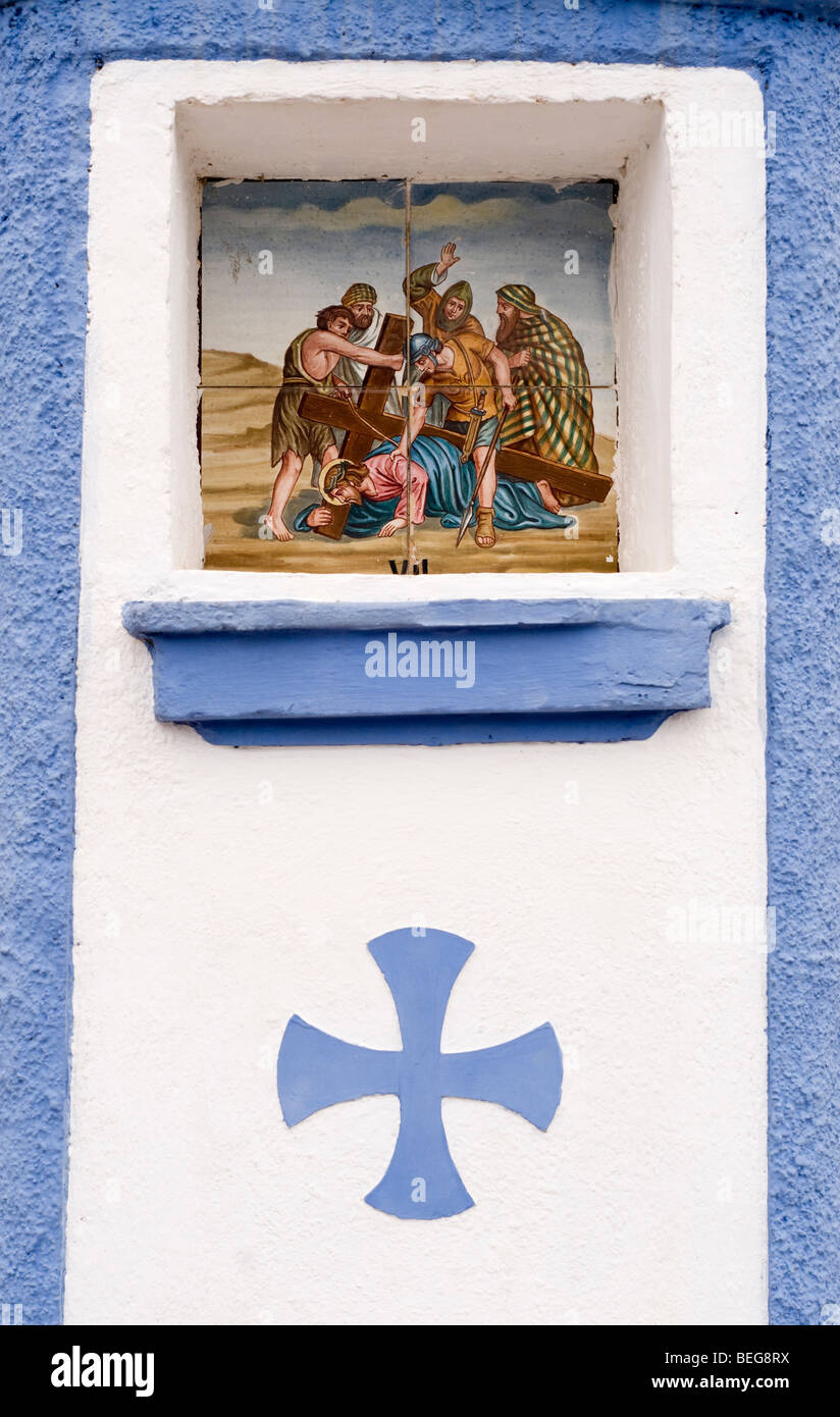 Le chemin de croix peint sur mur en Espagne Banque D'Images