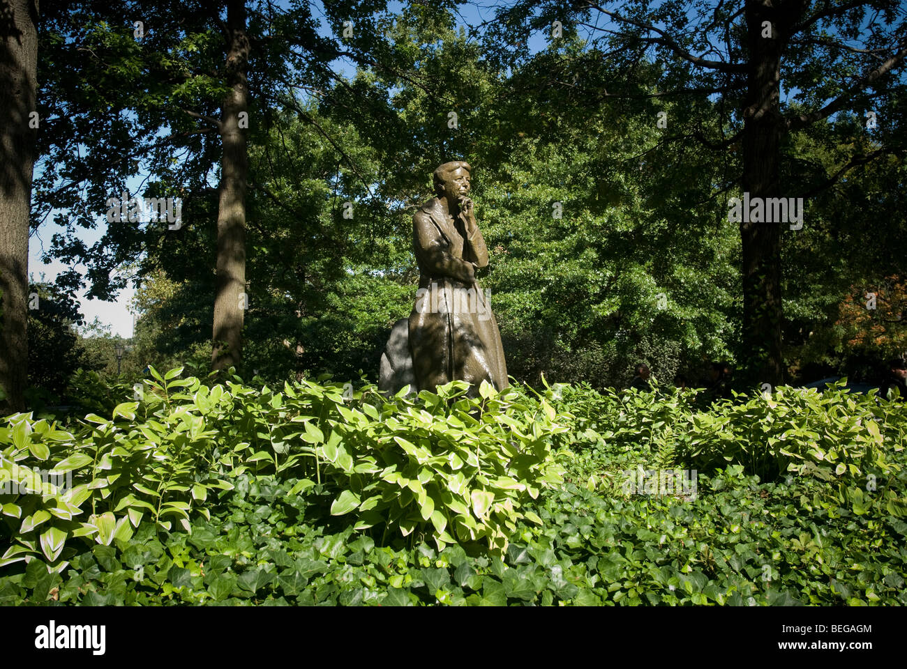 Une statue d'Eleanor Roosevelt à Riverside Park à New York Banque D'Images