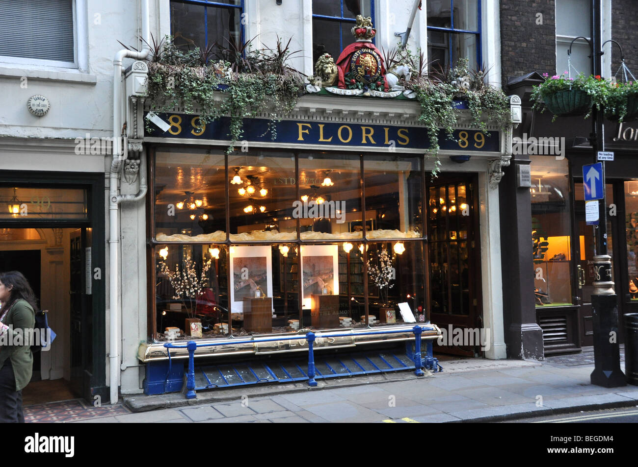 Un célèbre perfumier FLORIS dans Jermyn Street London UK Banque D'Images